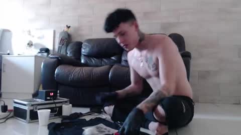 Hot Buns online show from 09-11-25, 01:33