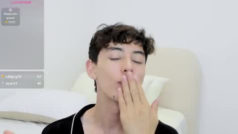 Mikebelf4 online show from 04-05-26, 04:42