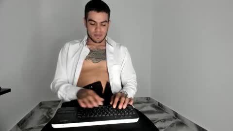 Snapshot of mikee_scooth chatting on 11-08-25, 05:12 mikee_scooth online show from 11-08-25, 05:12