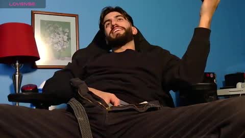 mikehawk1589 online show from 01-08-25, 05:27