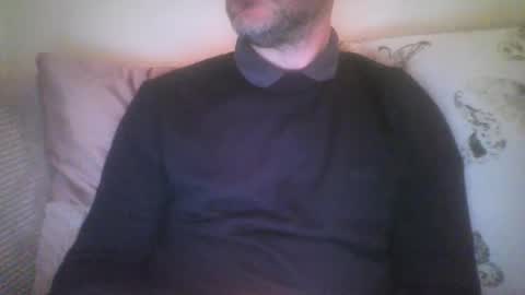 mikehockishuge9 online show from 01-03-25, 10:40