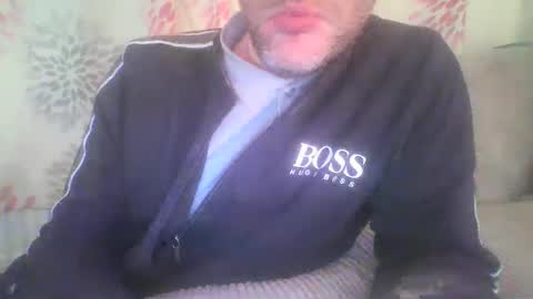 mikehockishuge9 online show from 01-20-25, 09:43