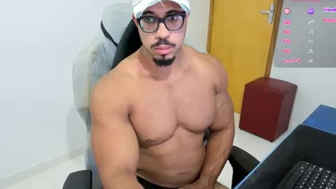 Snapshot of mikehotk chatting on 05-05-26, 05:37 mikehotk online show from 05-05-26, 05:37