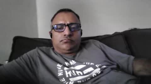 mikej143 online show from 06-05-26, 01:23
