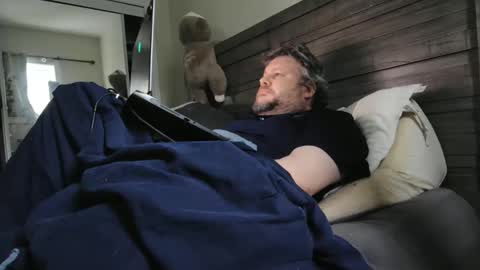 mikejws online show from 11-12-25, 08:19