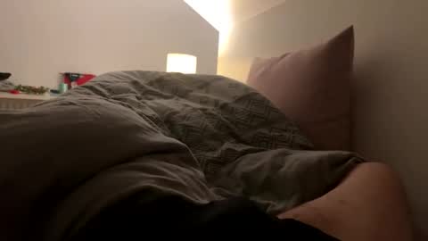 Snapshot of mikem1129 chatting on 11-04-25, 09:03 mikem1129 online show from 11-04-25, 09:03