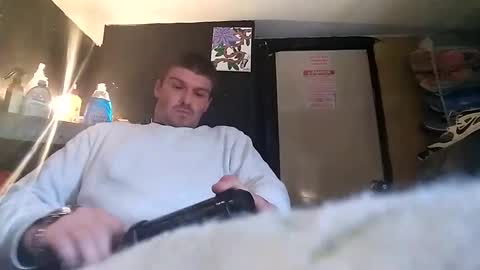 mikemike11k online show from 01-03-25, 05:42