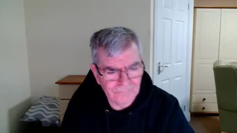 Snapshot of mikespait chatting on 11-05-25, 08:58 mikespait online show from 11-05-25, 08:58