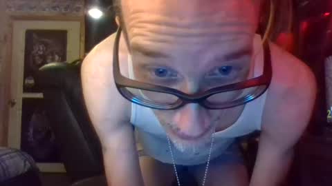 Snapshot of mikey33436 chatting on 02-11-25, 11:44 Michael online show from 02-11-25, 11:44