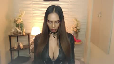 Mistress MikeyAlawi online show from 12-03-24, 09:12