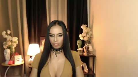 Mistress MikeyAlawi online show from 02-13-25, 10:23