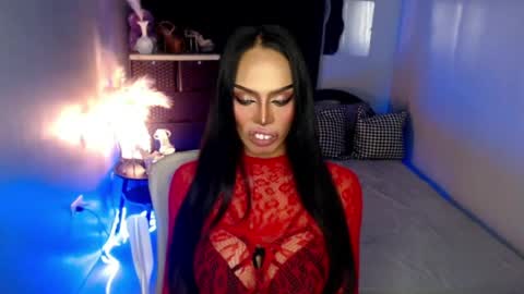 Snapshot of mikeyalawi03 chatting on 06-08-26, 05:35 Mistress MikeyAlawi online show from 06-08-26, 05:35