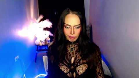 Snapshot of mikeyalawi03 chatting on 06-14-26, 05:26 Mistress MikeyAlawi online show from 06-14-26, 05:26
