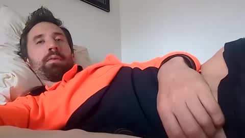 Snapshot of mikeyboy6666 chatting on 01-15-25, 05:50 Mikey Boy online show from 01-15-25, 05:50