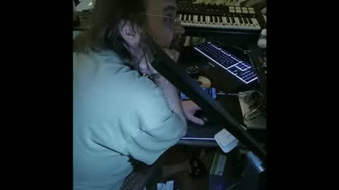 Snapshot of mikeylikesit38 chatting on 12-02-24, 05:04 Mikey online show from 12-02-24, 05:04