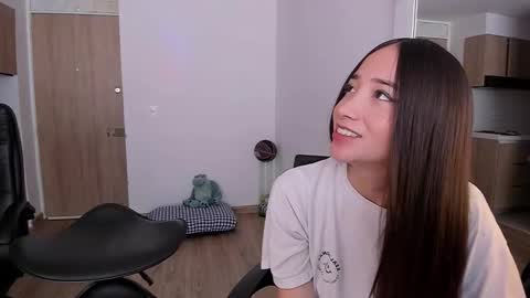 VIOLETAMIKE online show from 09-23-25, 06:00