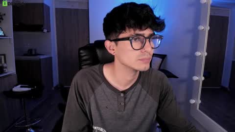 VIOLETAMIKE online show from 02-17-26, 08:22