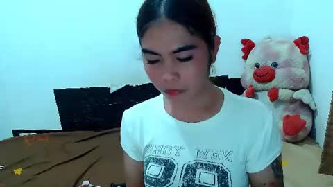 Mikhayla and Zeus online show from 06-12-26, 10:58
