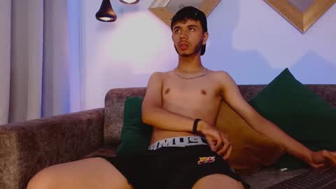 Mikhel online show from 01-10-26, 05:58