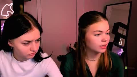 miki_ti online show from 10-24-25, 09:06