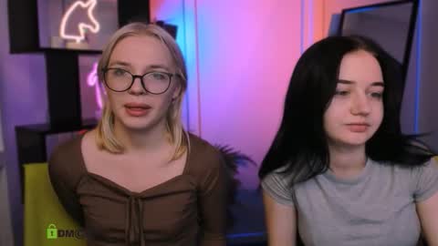 miki_ti online show from 12-19-25, 07:43