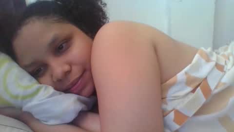 Snapshot of mikibaby440270 chatting on 11-04-25, 04:17 haley online show from 11-04-25, 04:17