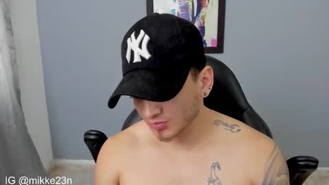 Snapshot of mikke_love chatting on 02-06-25, 02:37 MIKKE online show from 02-06-25, 02:37