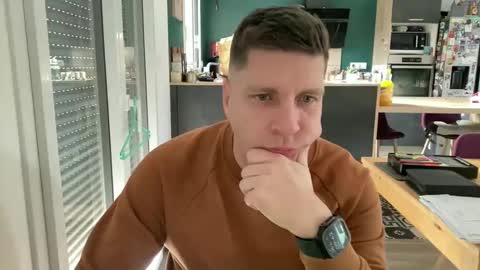 miklp8463 online show from 02-04-26, 08:42