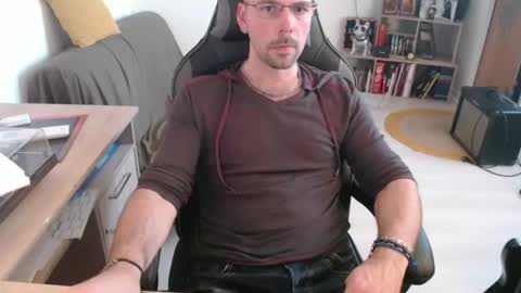 mikmik91 online show from 02-24-26, 03:21