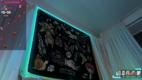 Snapshot of miko_meow chatting on 06-01-26, 05:47 Miko online show from 06-01-26, 05:47