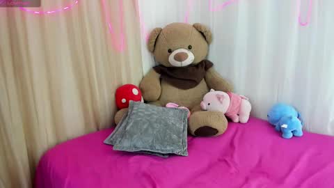 Mikoto Urb online show from 03-01-25, 10:31