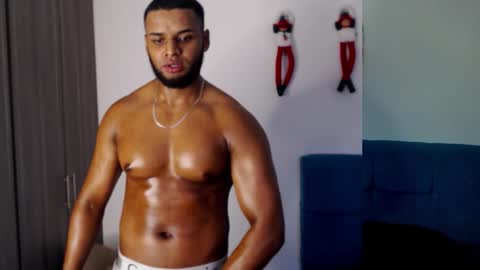 Miky online show from 11-21-25, 03:05