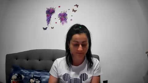 Mikyloveu online show from 06-10-26, 03:22