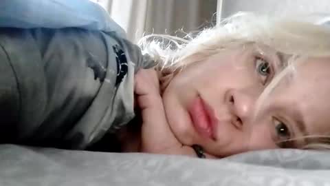 Mila 420 online show from 10-25-25, 05:15