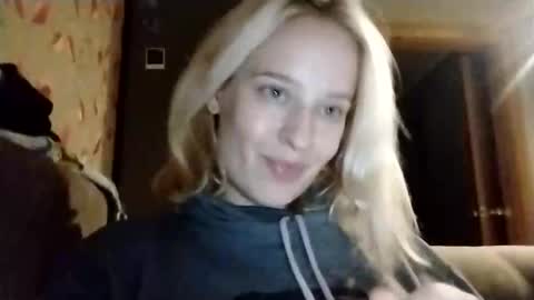 Mila 420 online show from 11-15-25, 09:32