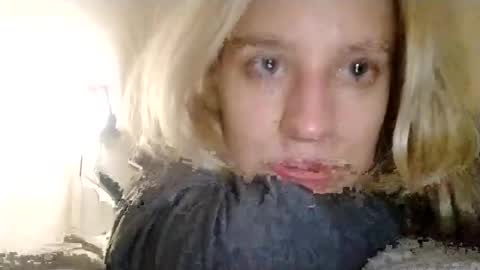 Mila 420 online show from 11-19-25, 10:21