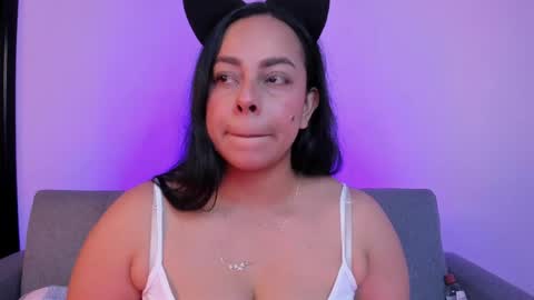mila  online show from 05-18-26, 10:26