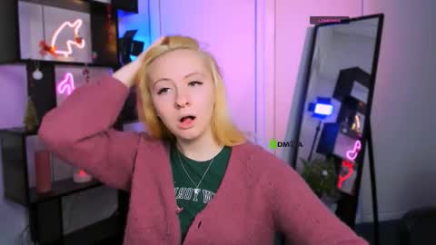 mila_glow online show from 01-06-26, 07:39