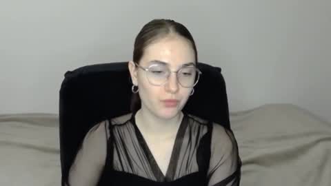 mila_keyy online show from 02-27-26, 08:42