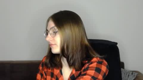 mila_keyy online show from 05-23-26, 08:24