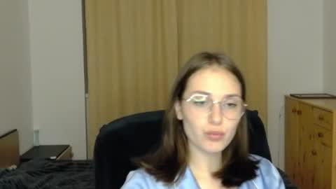mila_keyy online show from 07-14-26, 08:14
