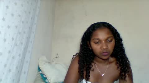 mila_lunah online show from 04-29-26, 05:41