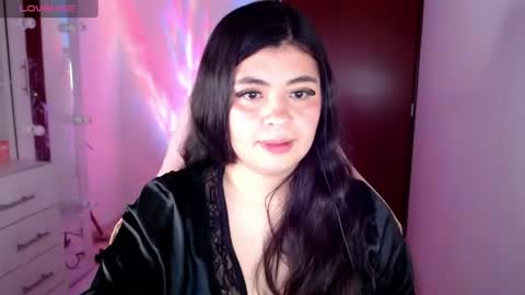 Snapshot of mila_paris1 chatting on 07-31-26, 02:33 mila_paris1 online show from 07-31-26, 02:33