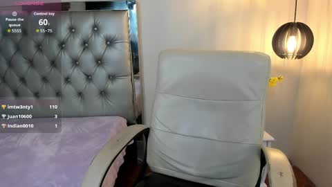 Snapshot of mila_quin chatting on 05-27-26, 01:57 mila_quin online show from 05-27-26, 01:57