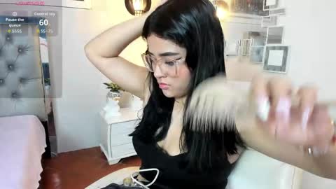 Snapshot of mila_quin chatting on 05-28-26, 07:55 mila_quin online show from 05-28-26, 07:55