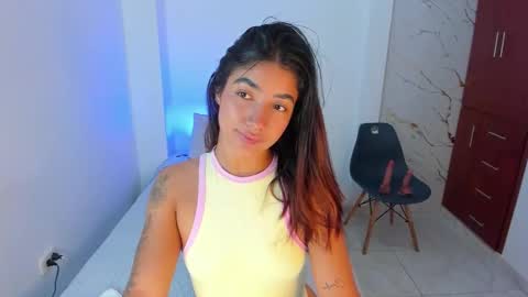 Snapshot of mila_rose1 chatting on 03-05-26, 02:51 martina online show from 03-05-26, 02:51
