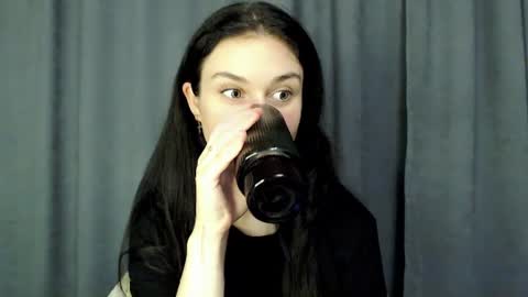Snapshot of mila_rossee chatting on 07-27-26, 05:53 Mila online show from 07-27-26, 05:53
