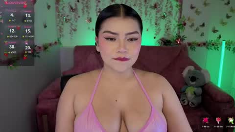 Snapshot of mila_sweet_v chatting on 05-25-26, 05:13 Mila online show from 05-25-26, 05:13