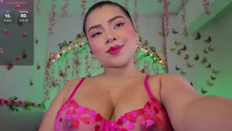 Snapshot of mila_sweet_v chatting on 06-05-26, 07:14 Mila online show from 06-05-26, 07:14