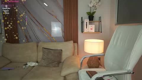 milacrave online show from 10-03-25, 11:40